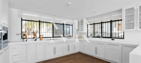 7 Schlafzimmer Villa in Marbella, Spain, Nr. 93215 13