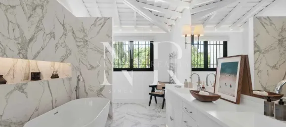 7 Schlafzimmer Villa in Marbella, Spain, Nr. 93215 25