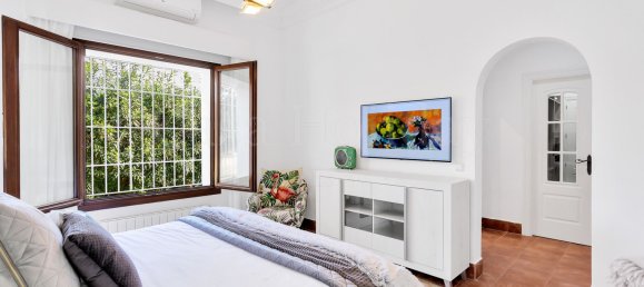 5 bedrooms Villa in Cadiz, Spain No. 25931 32