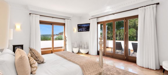 5 bedrooms Villa in Cadiz, Spain No. 25931 25