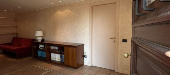 Вилла с 6 спальнями в Парабьяго, Италия № 362269 10