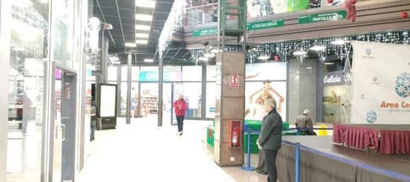 42m² Commercial property in A Coruna, Spain No. 49056 9