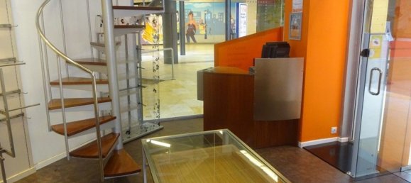 42m² Commercial property in A Coruna, Spain No. 49056 16