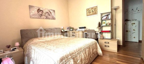 2 Schlafzimmer Wohnung in Malnate, Italy, Nr. 360847 8