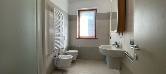 3 bedrooms Villa in Tremezzina, Italy No. 358868 17