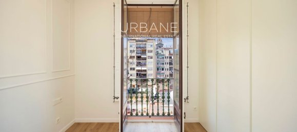 Apartamento de 2 dormitorios en Eixample, Spain No. 87408 17