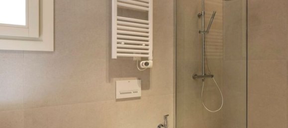 Apartamento de 2 dormitorios en Eixample, Spain No. 87408 31