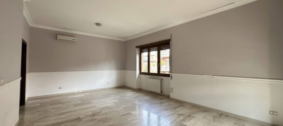 2 bedrooms Apartment in Rome, Italy No. 329372 7