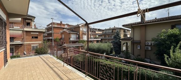 2 bedrooms Apartment in Rome, Italy No. 329372 14