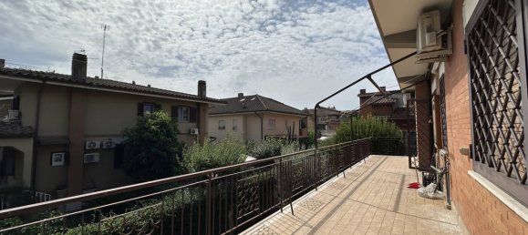 2 bedrooms Apartment in Rome, Italy No. 329372 12
