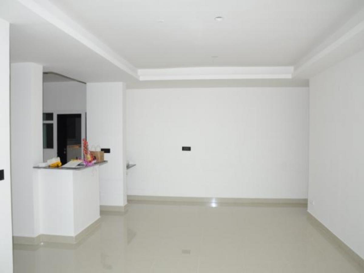 Casa de 2 dormitorios en Hyderabad, India No. 17911