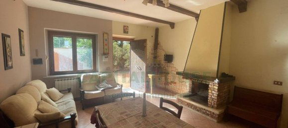 2 bedrooms Apartment in Ospedaletto d'Alpinolo, Italy No. 329723 2