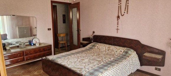 6 Schlafzimmer Haus in Ottiglio, Italy, Nr. 315179 20