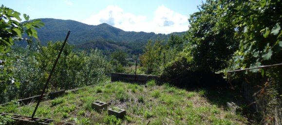 2 bedrooms Apartment in Carro, Italy No. 268182 12