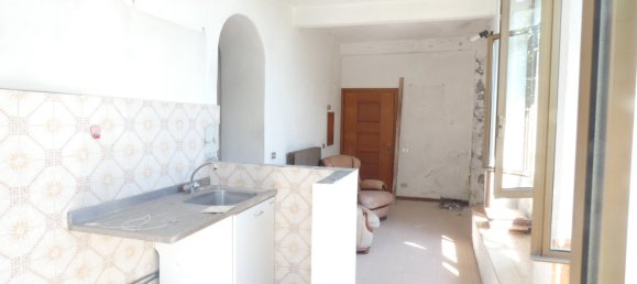 2 bedrooms Apartment in Carro, Italy No. 268182 4