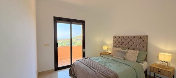 3 bedrooms Penthouse in San Luis de Sabinillas, Spain No. 166206 27