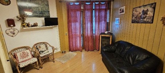 3 bedrooms Apartment in Micigliano, Italy No. 357316 2