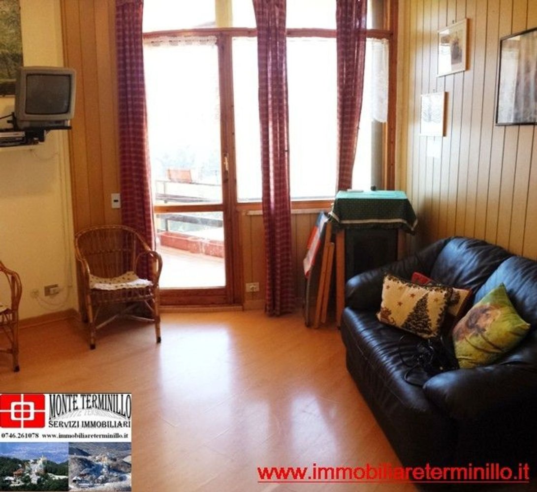 3 bedrooms Apartment in Micigliano, Italy No. 357316