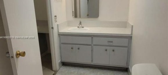 2 dormitorios propiedad comercial en alquiler en Miami, Miami-Dade, Florida, USA № 614313 11