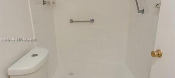 2 dormitorios propiedad comercial en alquiler en Miami, Miami-Dade, Florida, USA № 614313 16