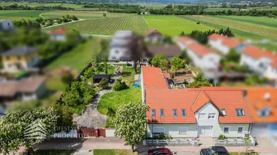 2185m² Land in Kottingbrunn, Austria No. 157892