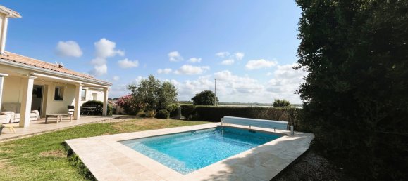 5 bedrooms Villa in Meschers-sur-Gironde, France No. 277298 3