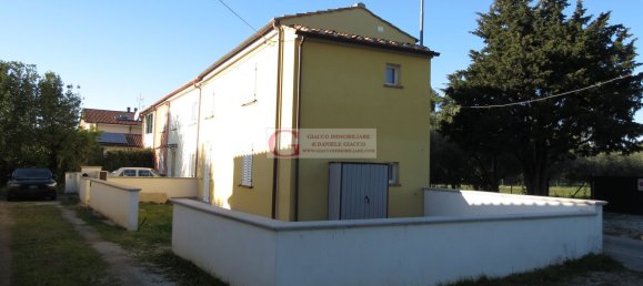 Casa de 4 habitaciónes en San Giuliano Terme, Italy No. 174337 3
