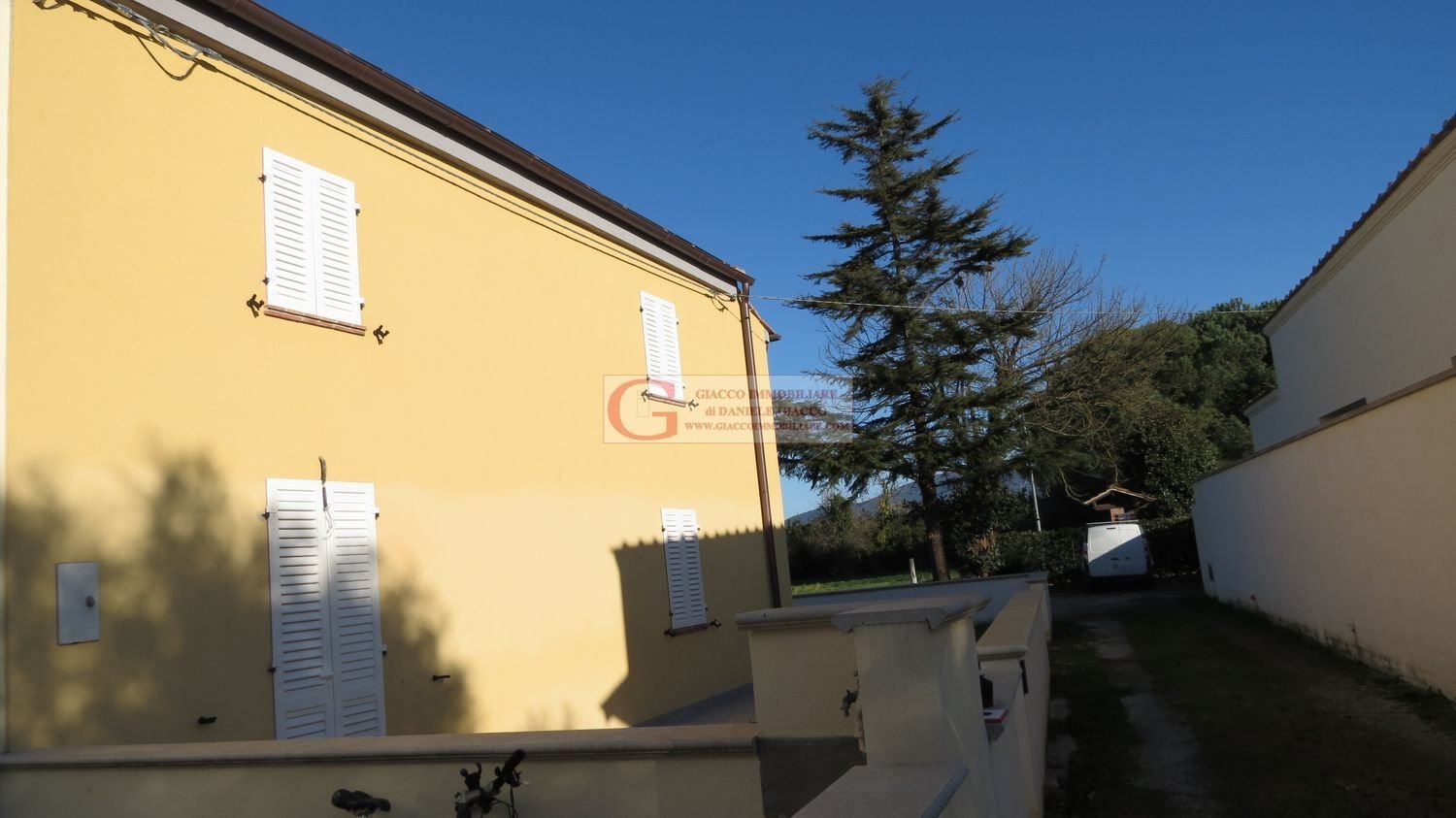 Casa de 4 habitaciónes en San Giuliano Terme, Italy No. 174337