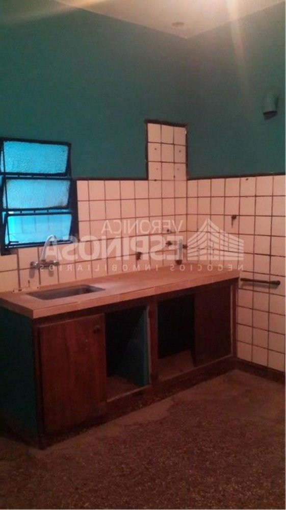 Casa T4 em Moron, Argentina N.º 96067