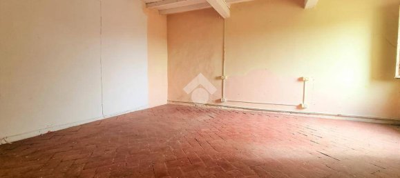 4 bedrooms House in Bagnolo San Vito, Italy No. 113303 22