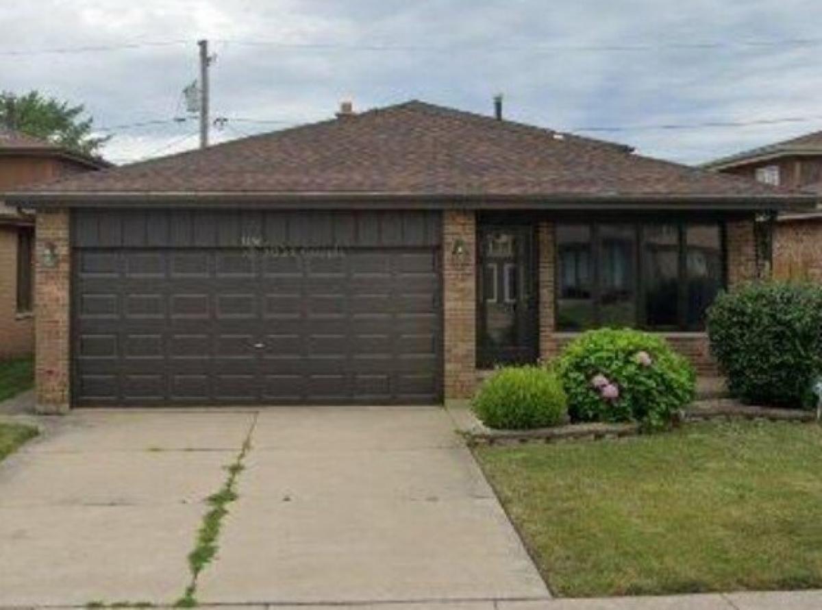 3 bedrooms House in Calumet City, USA No. 383276