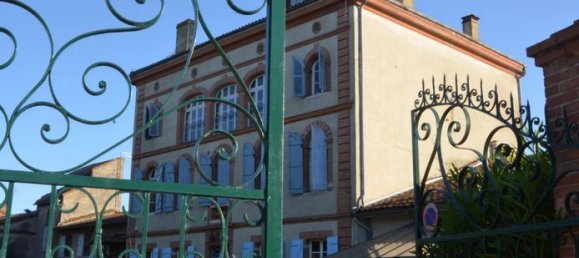 Вилла с 20 комнатами в Верхняя Гаронна, Франция № 312754 3