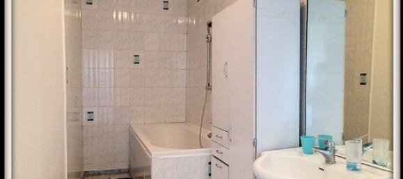 Casa de 8 dormitorios en Lucay-le-Male, France No. 65861 16