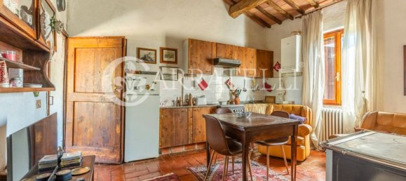 5 bedrooms House in Trequanda, Italy No. 91110 25