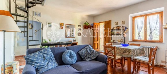 5 bedrooms House in Trequanda, Italy No. 91110 40