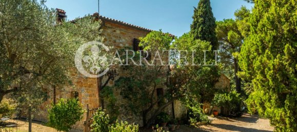 5 bedrooms House in Trequanda, Italy No. 91110 12