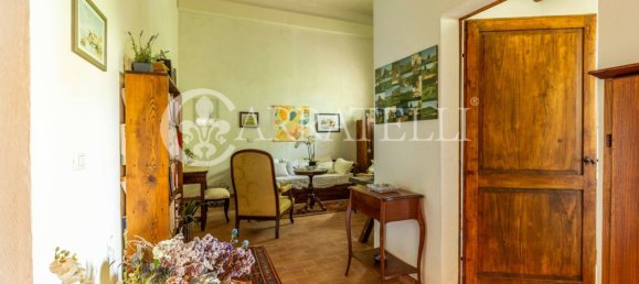 5 bedrooms House in Trequanda, Italy No. 91110 30