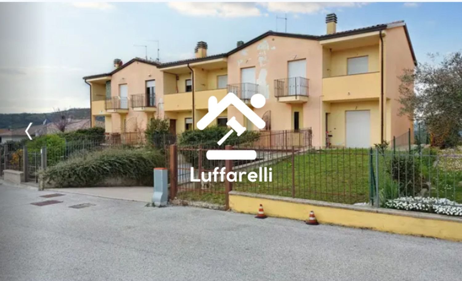 4 rooms House in Gualdo Tadino, Italy No. 42116