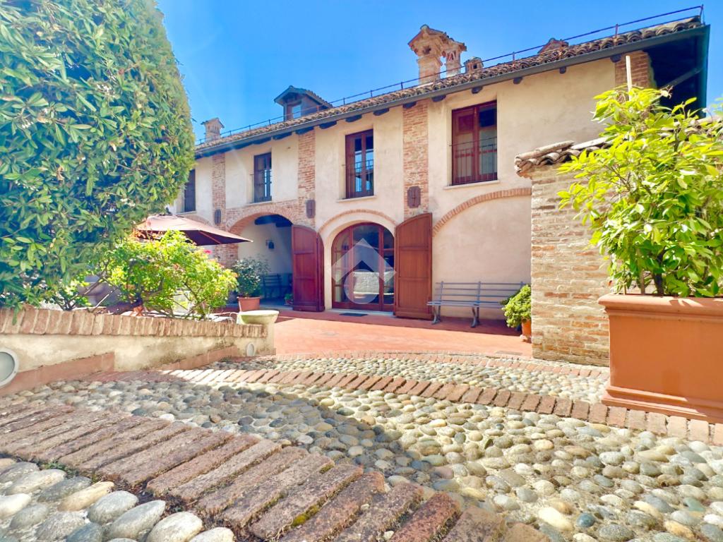 4 bedrooms House in Pasturana, Italy No. 300010