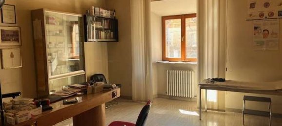 150m² Office in Macerata, Italy No. 314564 6