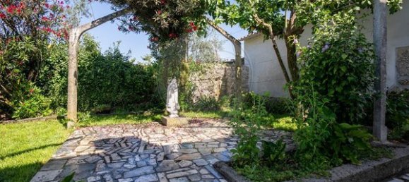 9 bedrooms House in Carregal do Sal, Portugal No. 185831 2