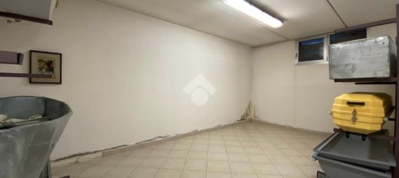 85m² Commercial property in Orio al Serio, Italy No. 301648 8