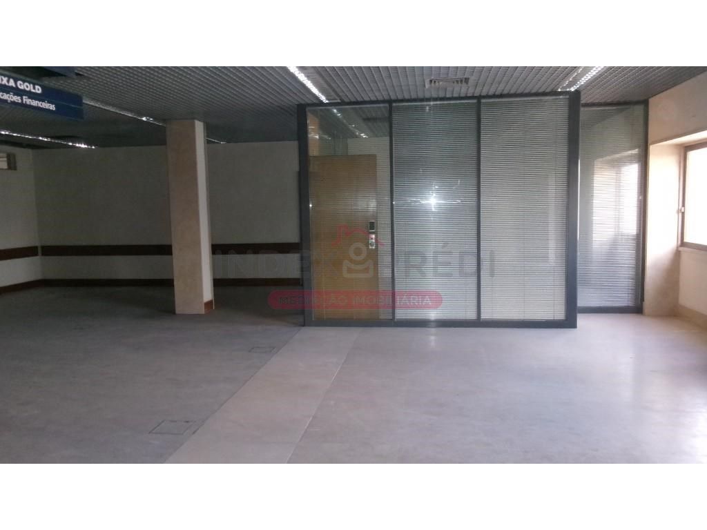 162m² Office in Montemor o Velho, Portugal No. 70992