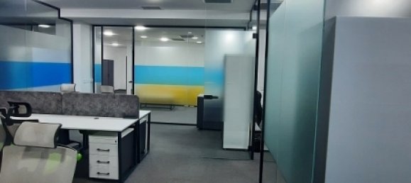 Escritório de 4 divisões em Khatay, Azerbaijan N.º 1019 34