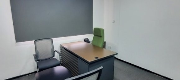 Escritório de 4 divisões em Khatay, Azerbaijan N.º 1019 22