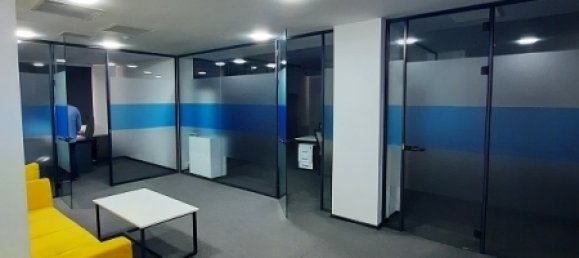 Escritório de 4 divisões em Khatay, Azerbaijan N.º 1019 27