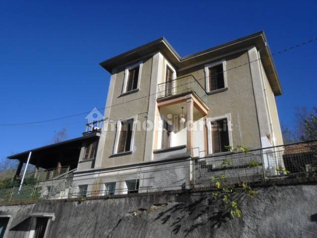 Villa T2 em Fagnano Olona, Italy N.º 71098