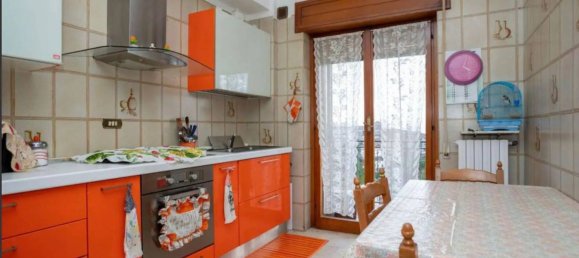 Studio in Rogliano, Italy, Nr. 111462 2