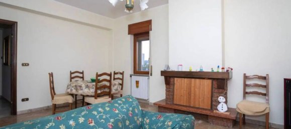 Studio in Rogliano, Italy, Nr. 111462 10
