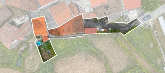 Casa de 5 dormitorios en Lindoso, Portugal No. 182511 2